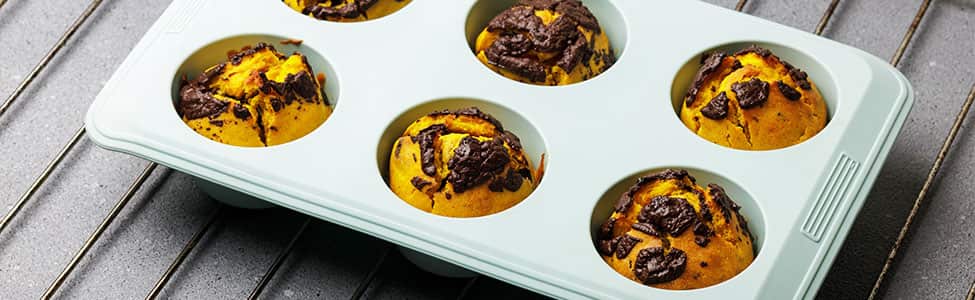 Easy guide to baking with a silicone mold