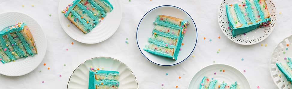 Tips on how to make natural food coloring for your frostings!