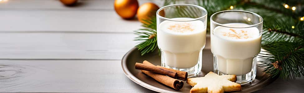 Welcome 2024 with 4 delicious and comforting drinks made with a big splash of Vainilla Molina!